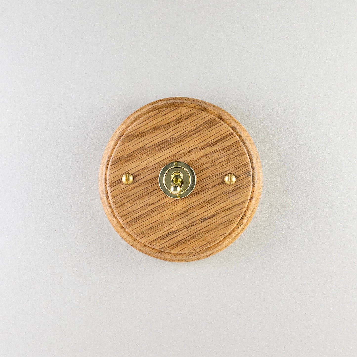 Single Toggle Switch